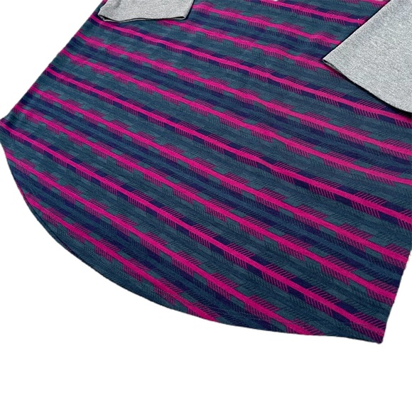 Lularoe size large shirt pink/purple & dark grey arrows/stripes gray 3/4 sleeves - Picture 3 of 13